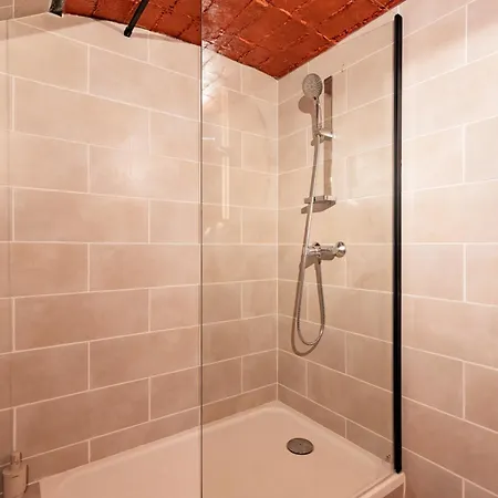 Le Resticas - Triplex Climatise Apartment