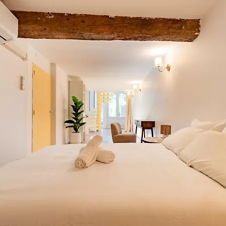 Le Resticas - Triplex Climatise Rustiques