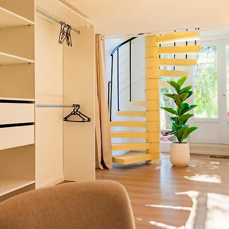 Le Resticas - Triplex Climatise Apartment